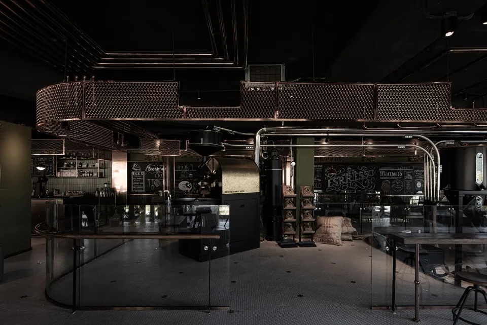 全州硬核的金属质感，让这个杭州餐饮空间设计绝了