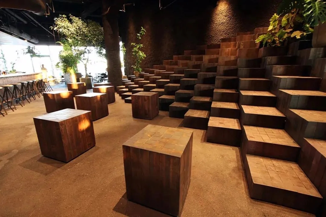 全州这个日本餐饮空间设计，带你来到热带丛林